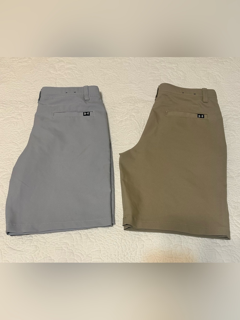 2 pair Under Armour Boys Golf Shorts Youth Large YLG Gray Khaki Bundle